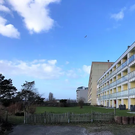 Daire Strandhotel S33-103 *